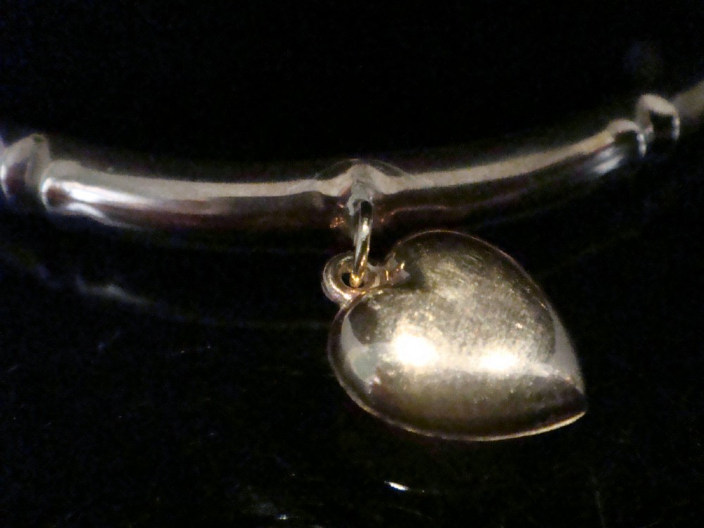Vintage retro 9ct bamboo heart bangle 8g View II