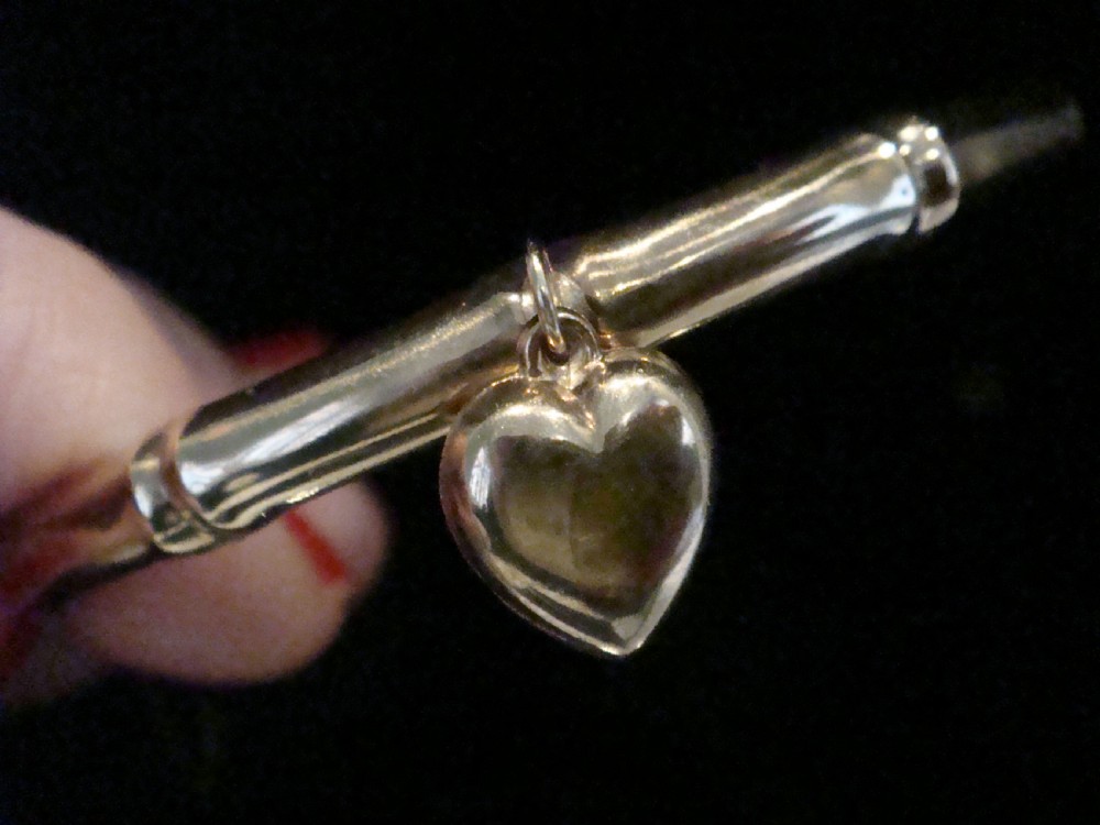 Vintage retro 9ct bamboo heart bangle 8g View III
