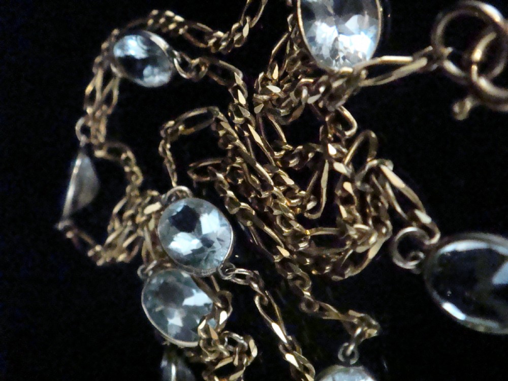 VINTAGE 9CT YELLOW GOLD AQUAMARINE CHAIN 7.3G View V