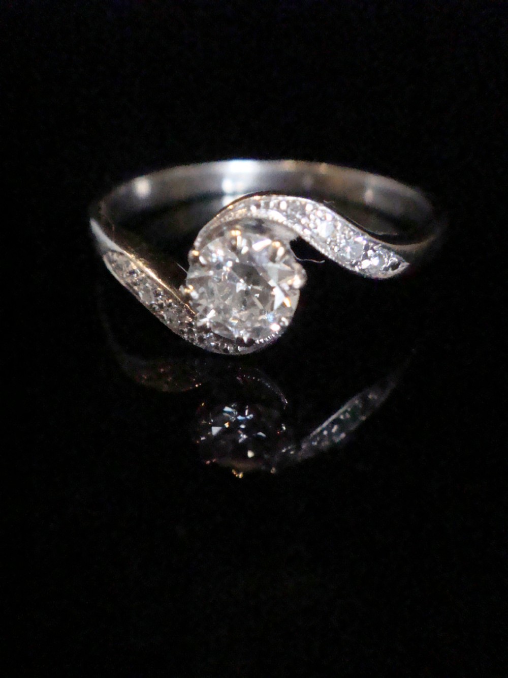 Edwardian Platinum transitional cut diamond solitaire 0.45ct
