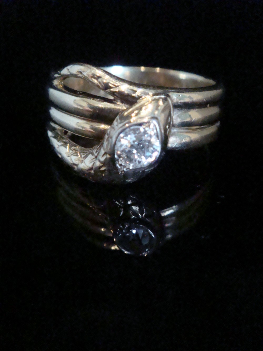 Edwardian antique old cut diamond snake ring set in yellow gold