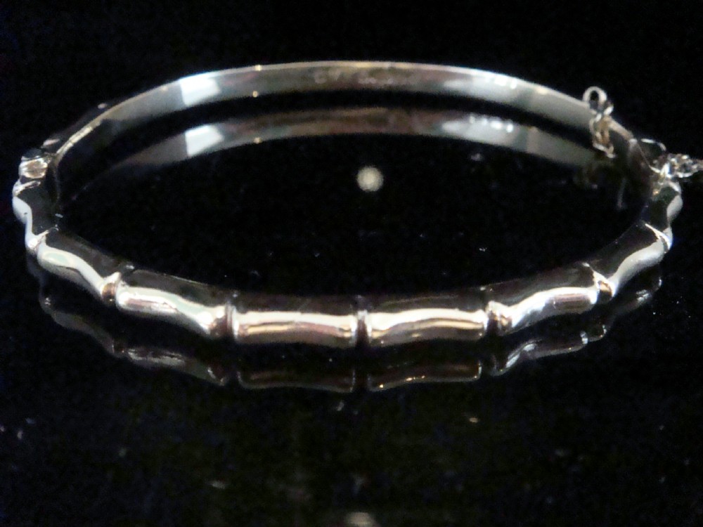 Vintage bamboo bangle 6.5g