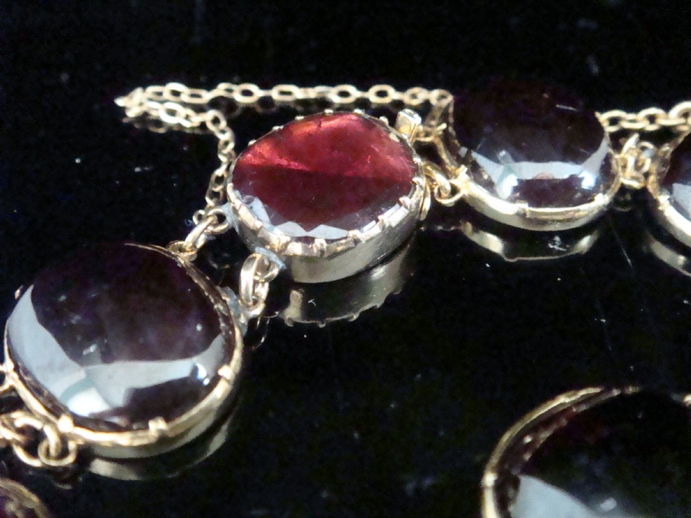 Edwardian 9ct large cabochon garnet bracelet with concealed garnet clasp View IV