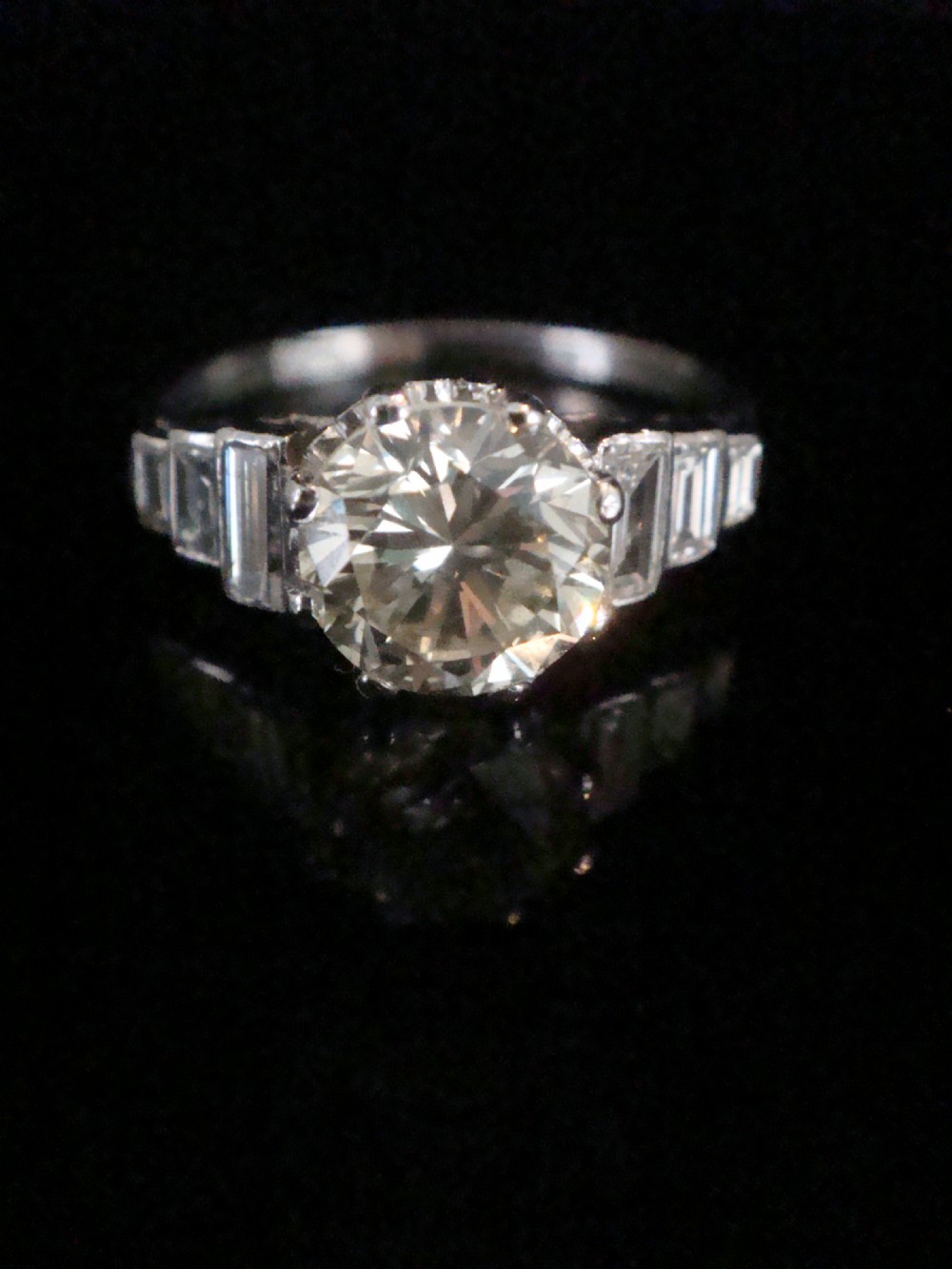 ART DECO PLATINUM DIAMOND 2.08CT SOLITAIRE RING View II