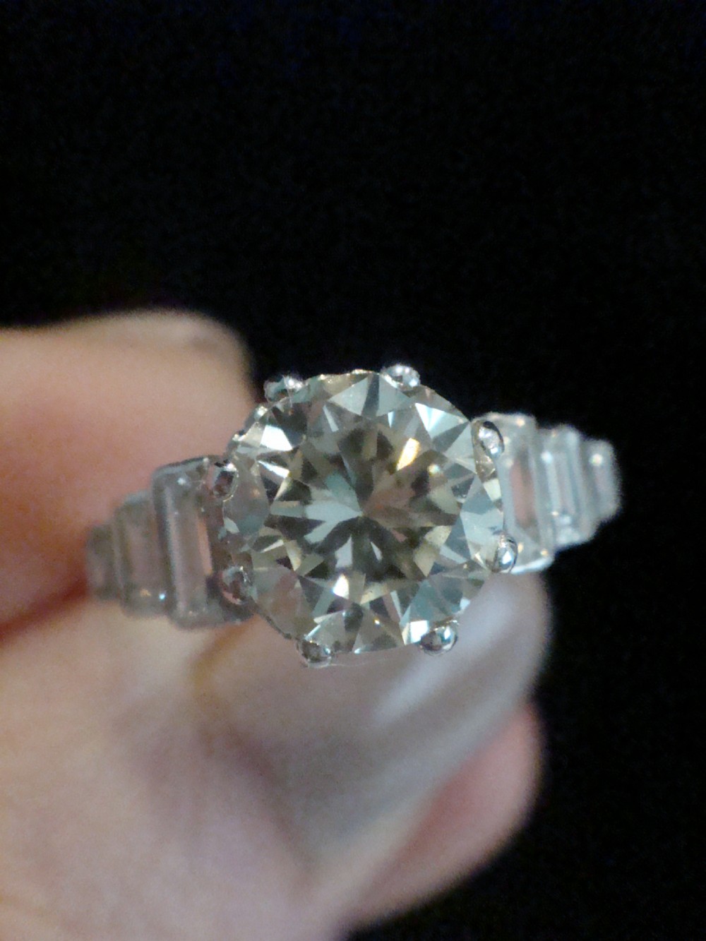 ART DECO PLATINUM DIAMOND 2.08CT SOLITAIRE RING View IX