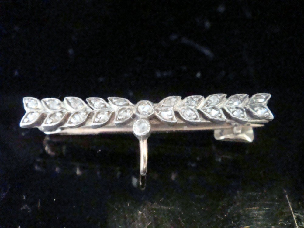 VICTORIAN 18CT SILVER ROSE CUT DIAMOND BROOCH WITH HANGING LOOP