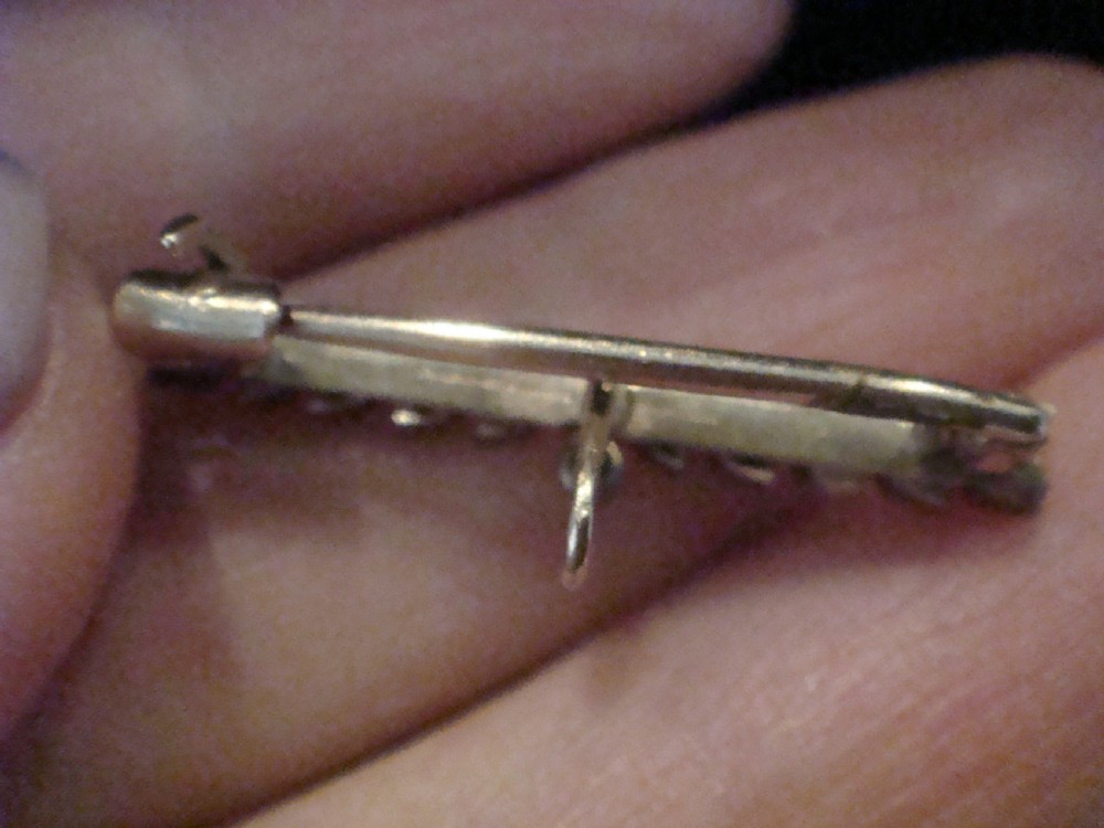 VICTORIAN 18CT SILVER ROSE CUT DIAMOND BROOCH WITH HANGING LOOP View IV