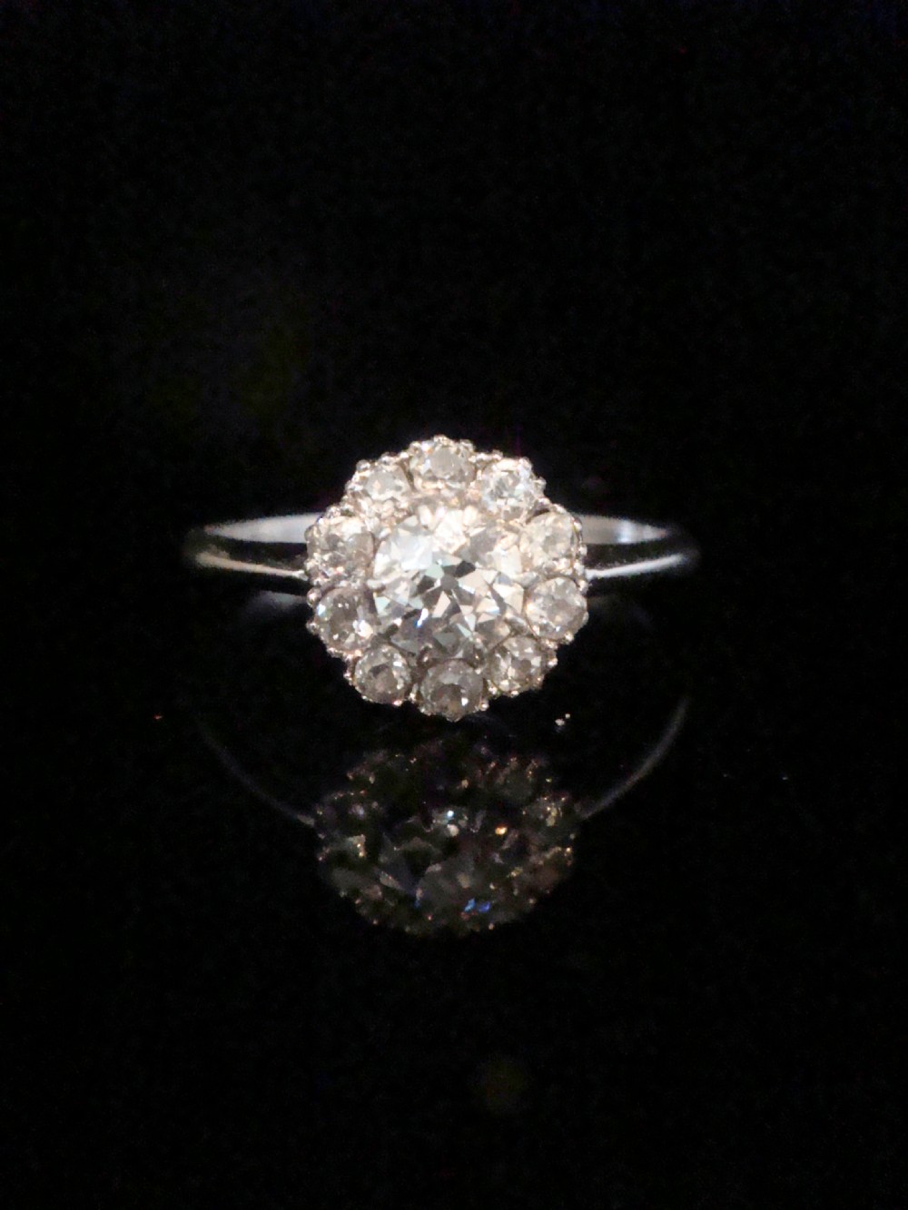 EDWARDIAN 18CT GOLD NATURAL OLD CUT DIAMOND 0.70CT CLUSTER RING