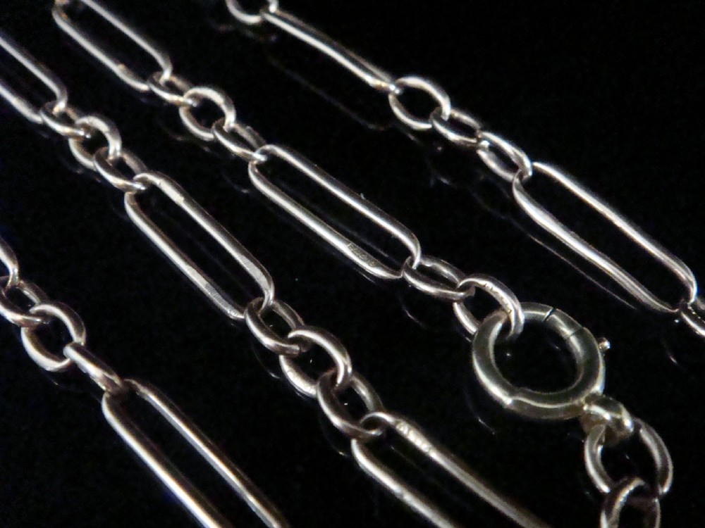 EDWARDIAN 9CT ORNATE CHAIN MARKED EVERY LINK 16 INCHES 10.3g View V