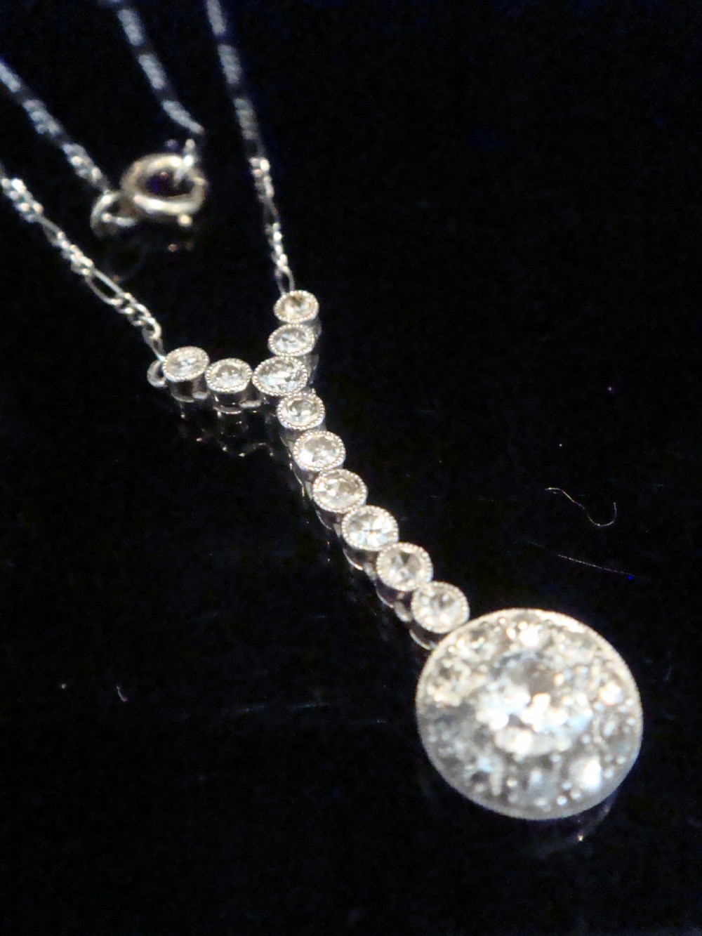 EDWARDIAN FRENCH PLATINUM LARGE OLD CUT DIAMOND NECKLACE 1.10CT