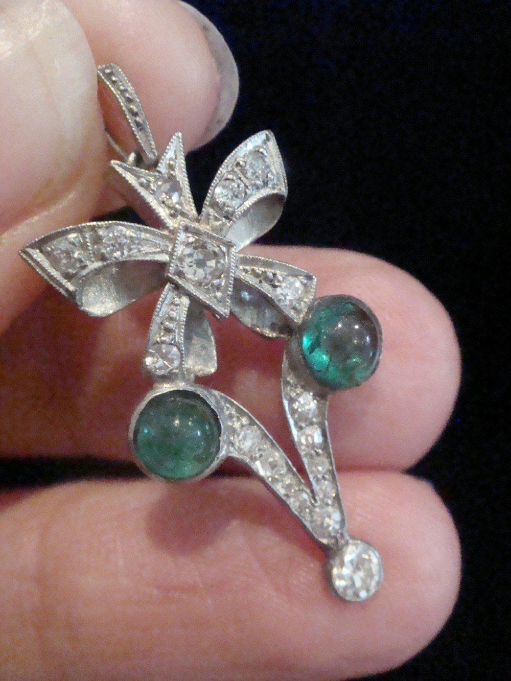 EDWARDIAN FRENCH PLATINUM CABOCHON EMERALD AND DIAMOND PENDANT View II