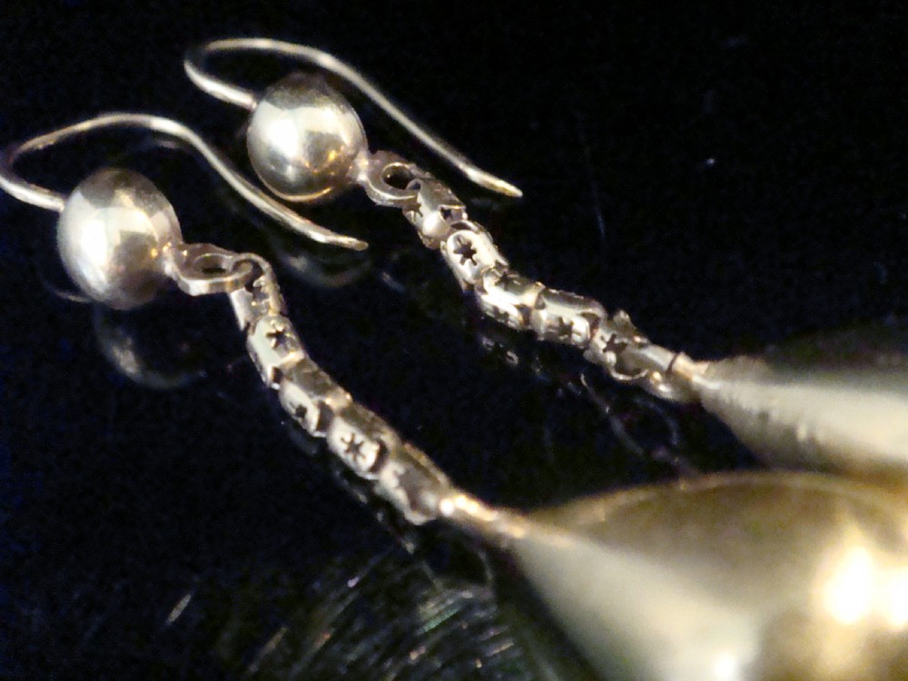 EDWARDIAN VICTORIAN 9CT YELLOW GOLD EARRINGS  WITH STARBURST CHAIN DROP 4.2G View II