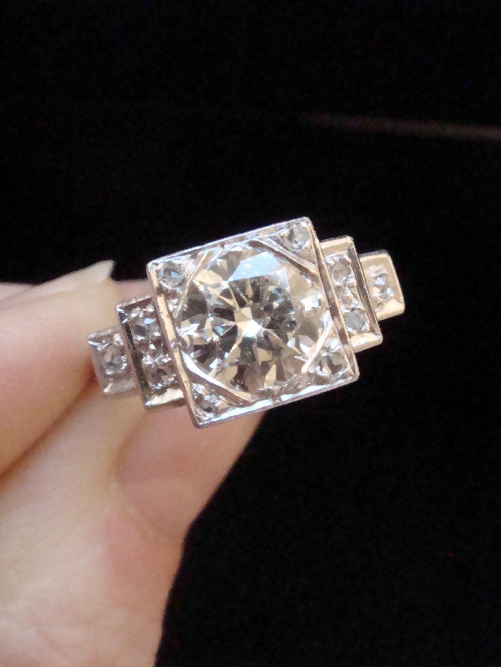 Art Deco Edwardian platinum 1.50ct diamond solitaire View VIII