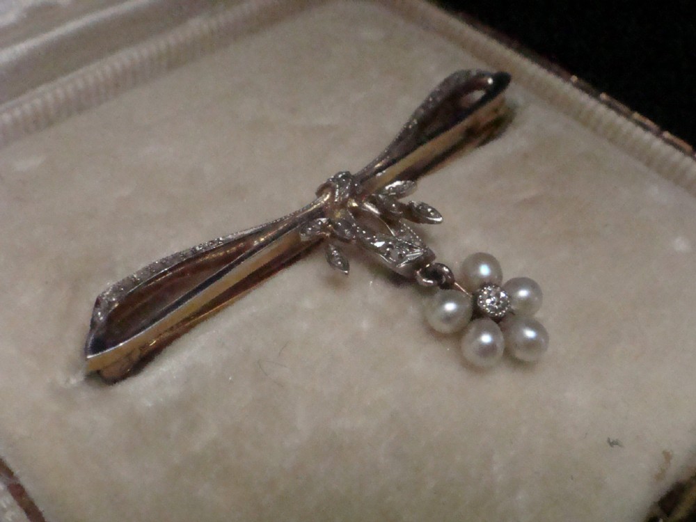 EDWARDIAN 18CT MAPPIN AND WEBB PEARL ROSE CUT DIAMOND BROOCH IN ORIGINAL BOX 2.9 View II