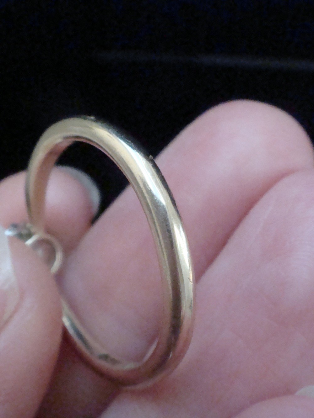 Edwardian 18ct yellow gold 1.35ct diamond solitaire engagement ring  View III