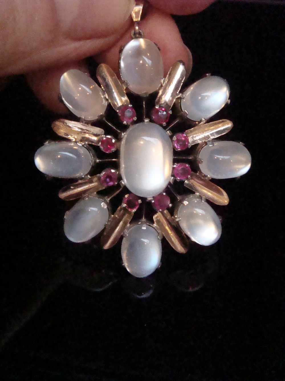 1930s- 1950s LARGE 9CT NATURAL MOONSTONE AND RUBY PENDANT View III