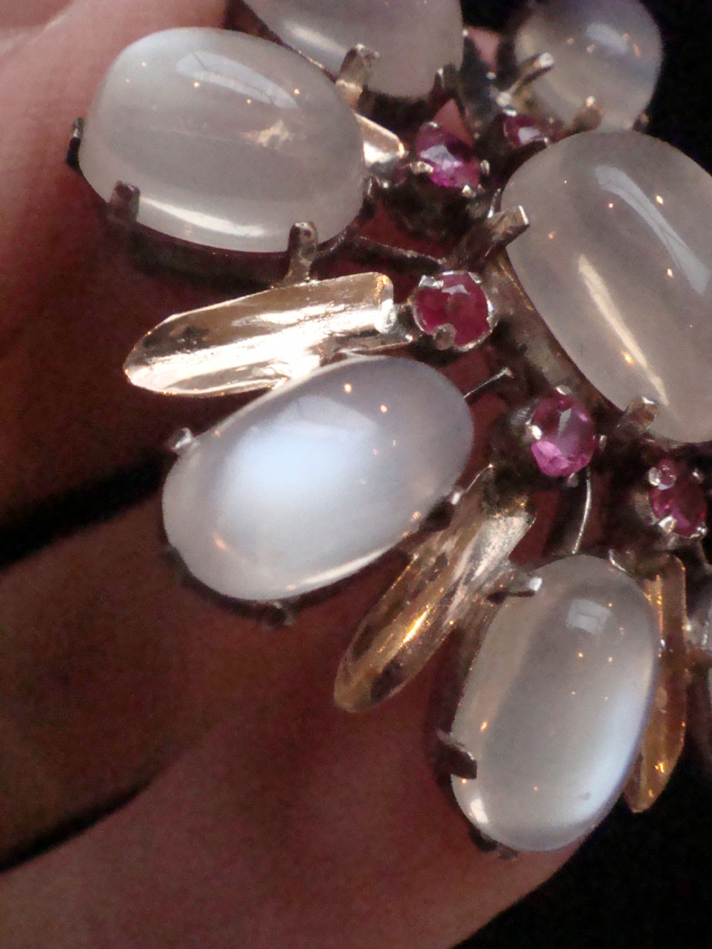 1930s- 1950s LARGE 9CT NATURAL MOONSTONE AND RUBY PENDANT View IV