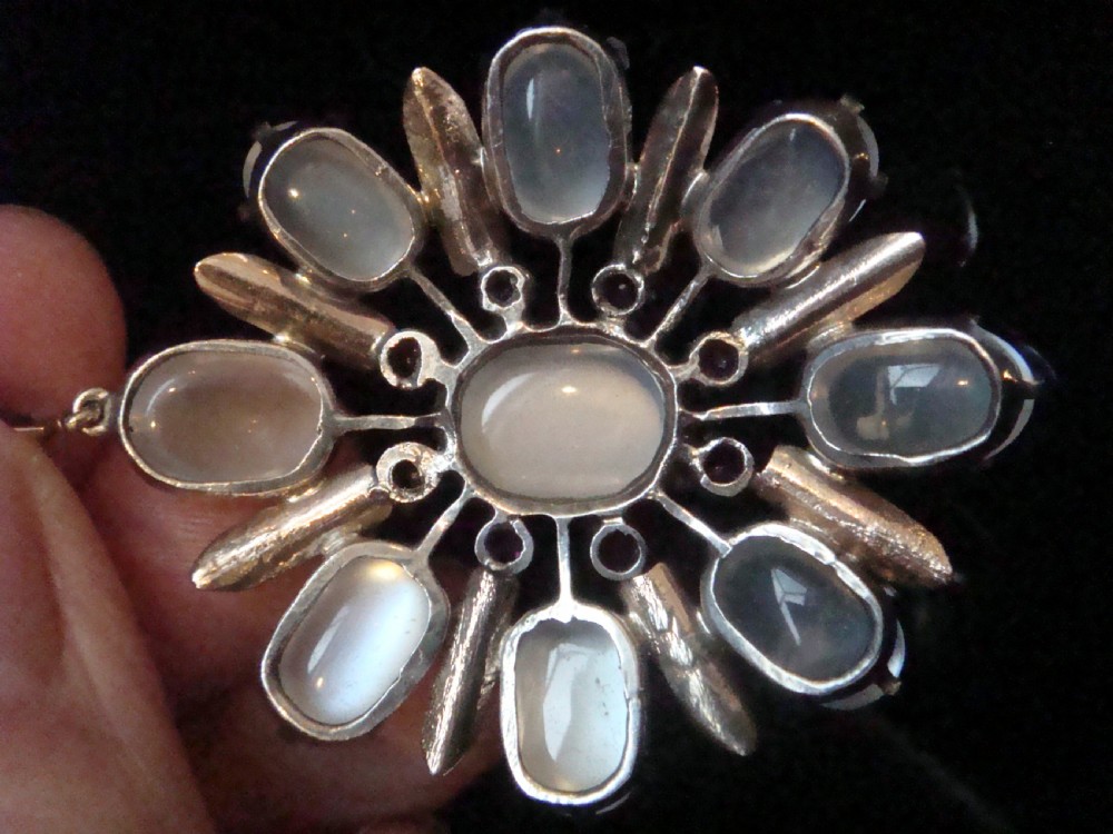 1930s- 1950s LARGE 9CT NATURAL MOONSTONE AND RUBY PENDANT View VI
