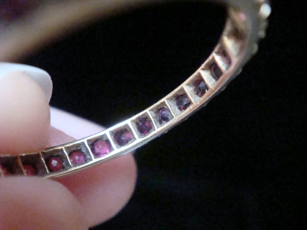 EDWARDIAN 18CT YELLOW GOLD NATURAL RUBY FULL ETERNITY RING SIZE Q 1/2 View V