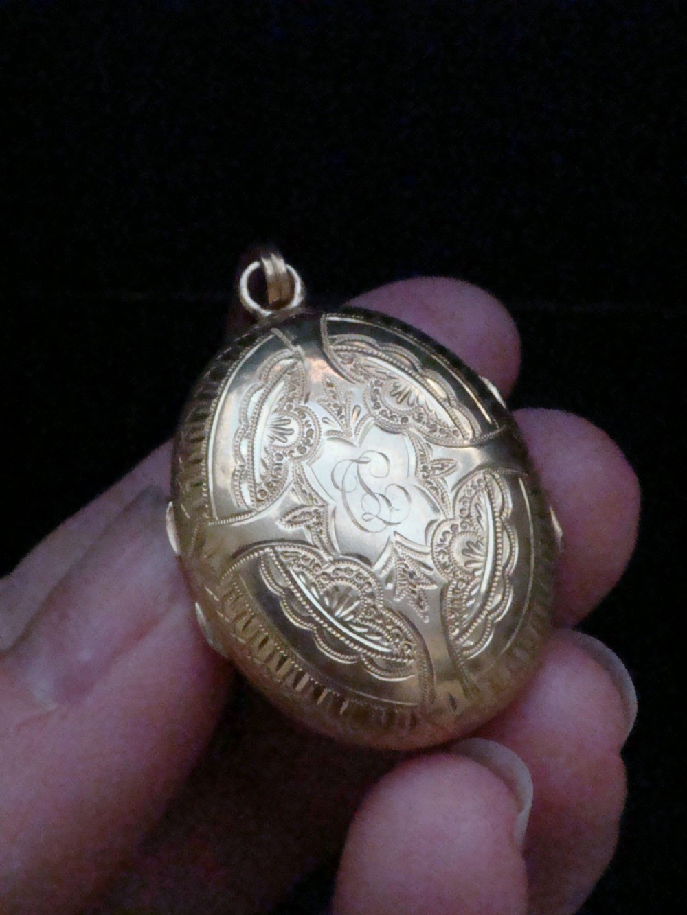 Victorian 18ct yellow gold locket pendant set with a large faceted oval brown citrine gemstone. View IV