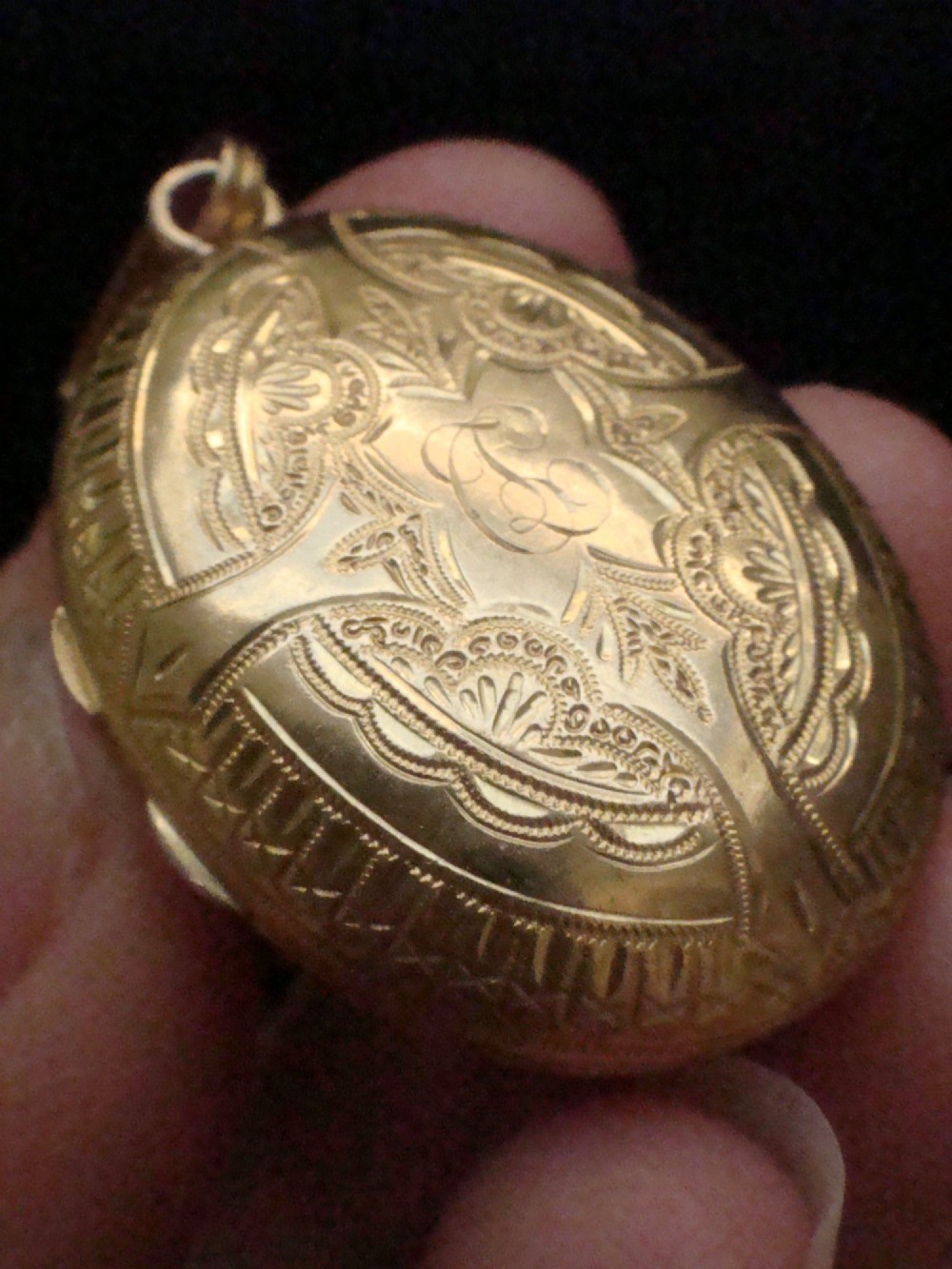 Victorian 18ct yellow gold locket pendant set with a large faceted oval brown citrine gemstone. View VI