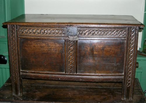 Small Early 18th Cent Oak Coffer