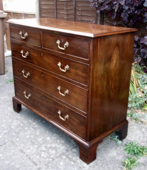 18th Cent Mahogany Chest of Drawers