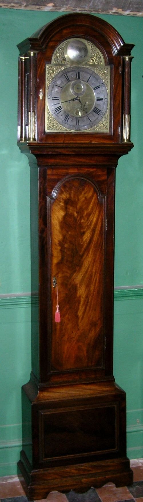 fig 1. Superb 18th Cent Mahogany Longcase Clock