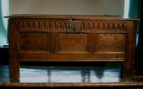 Lovely Small 17th C Oak Coffer