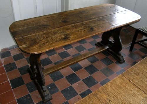 18th Cent Pine Taverntable
