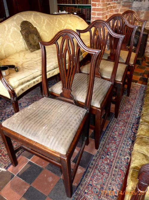 Set 4 Geo III Hepplewhite Dinning Chairs