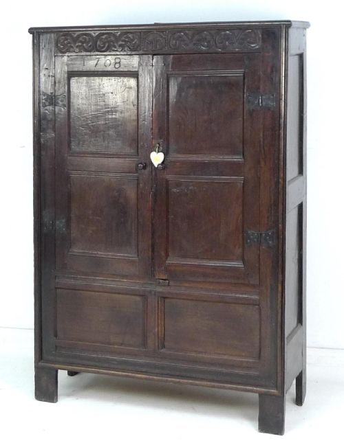 Early 18th Cent Oak Cupboard