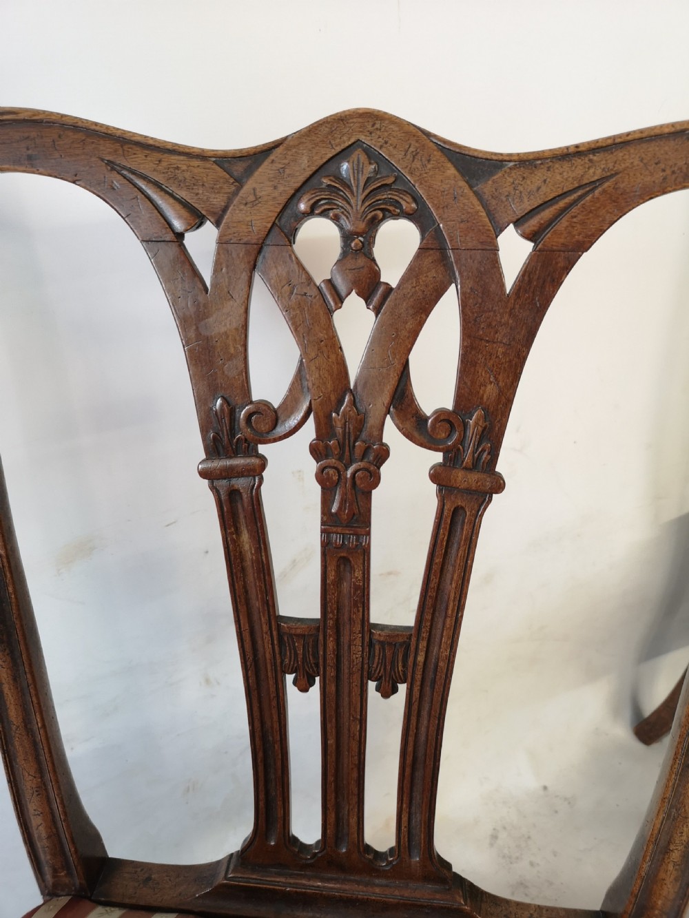 Set 8 (6+2) 18th Cent Chippendale Gothic Mahogany Dinning Chairs View IV