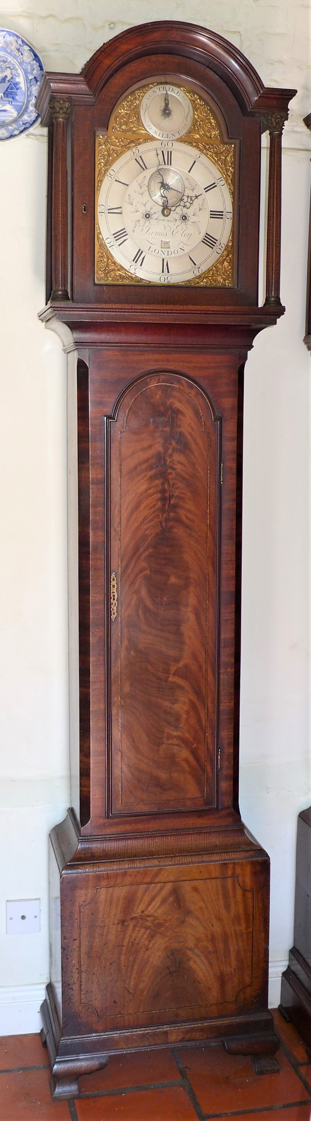 18th Cent Mahogany 8 Day Long case / Grandfather Clock
