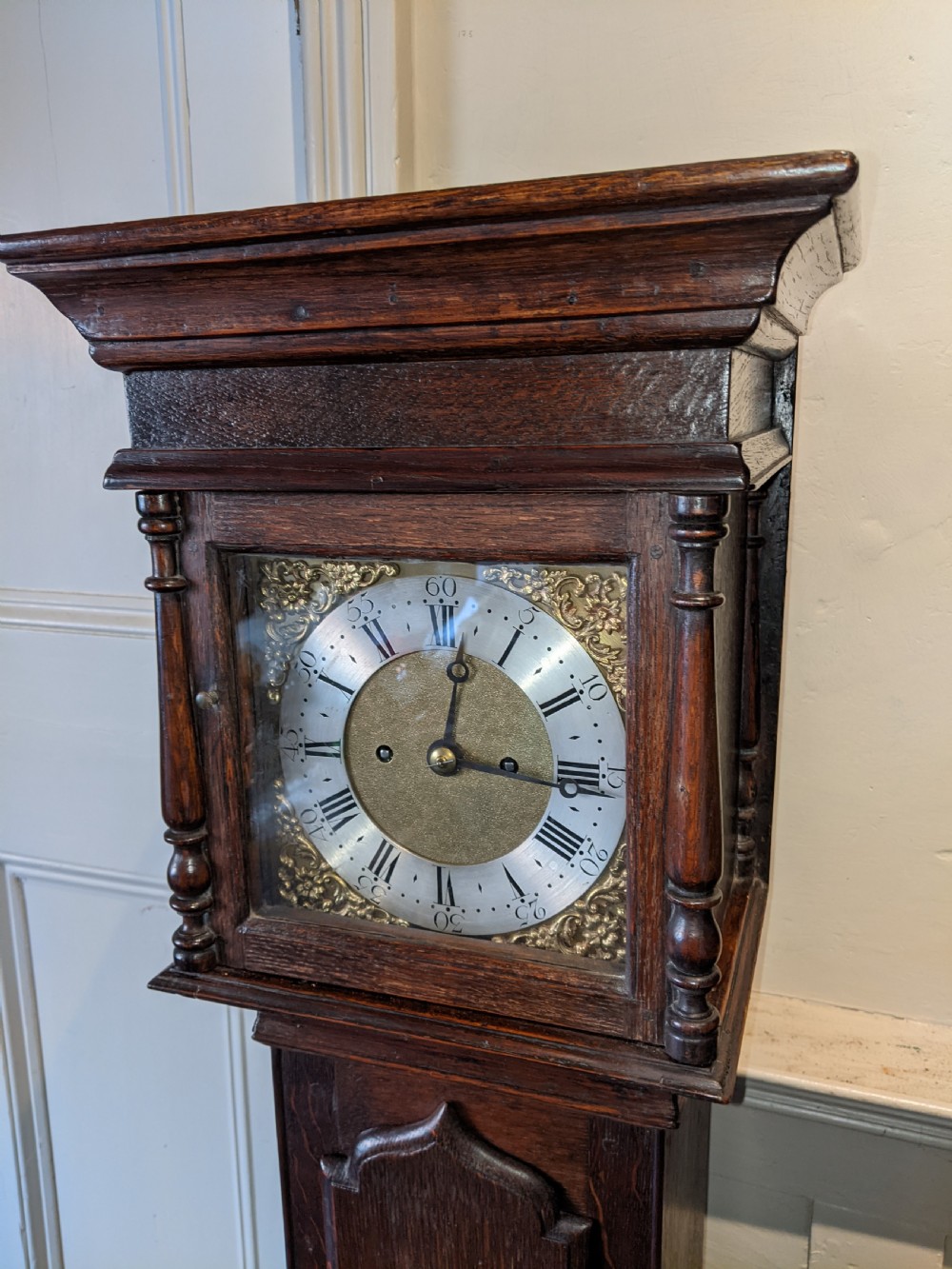 Early 20th Cent Oak Granddaughter Clock View II