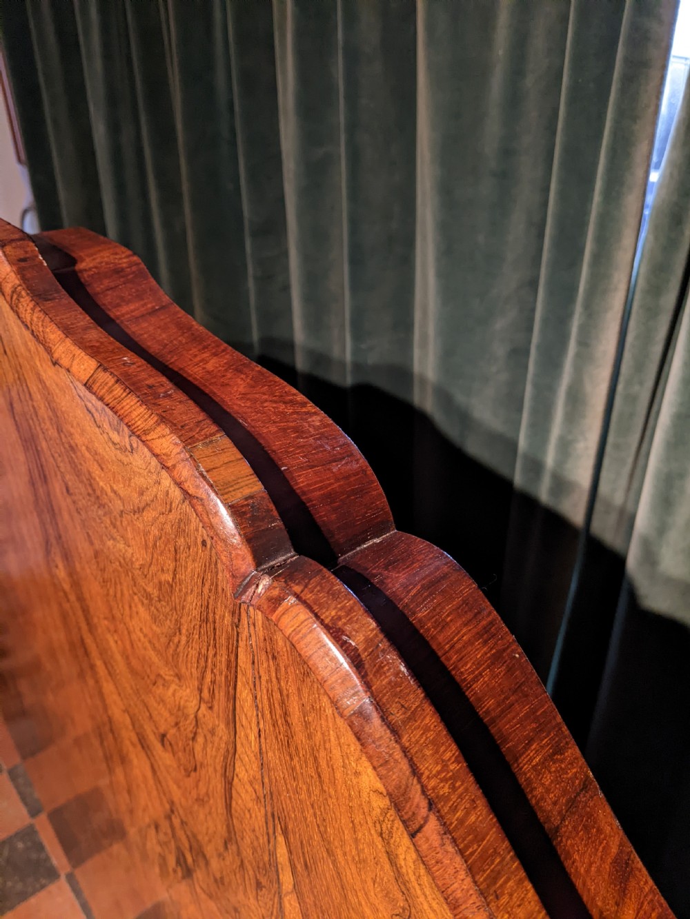 19th Cent Rosewood Centre/Dinning Table View VI