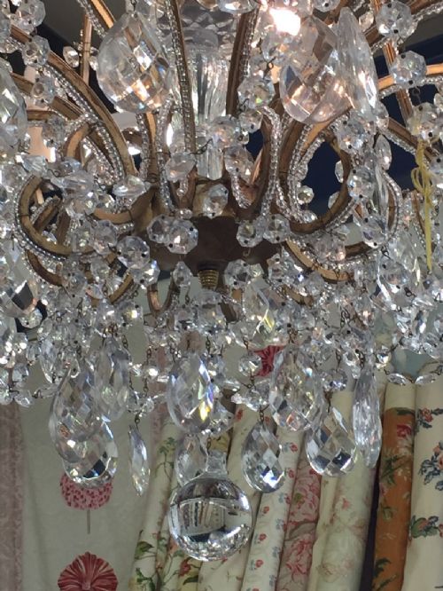 LARGE ITALIAN ANTIQUE GILT BEADED FLORENTINE CHANDELIER - ADDITIONAL PHOTO 3