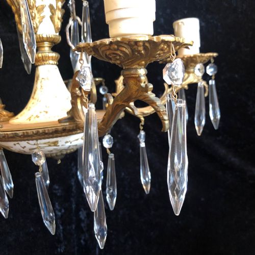 A PAIR OF DECORATIVE ITALIAN ANTIQUE CHANDELIERS - ADDITIONAL PHOTO 9