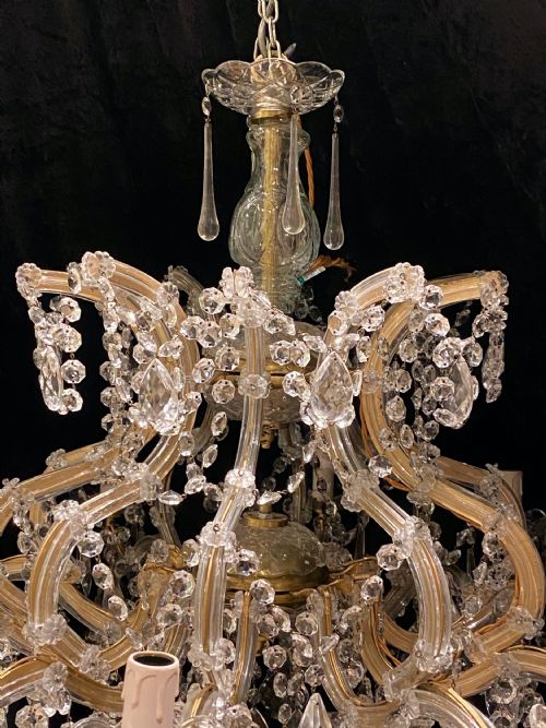 A WONDERFUL ITALIAN TEN LIGHT ITALIAN MARIE THERESA CHANDELIER - ADDITIONAL PHOTO 2