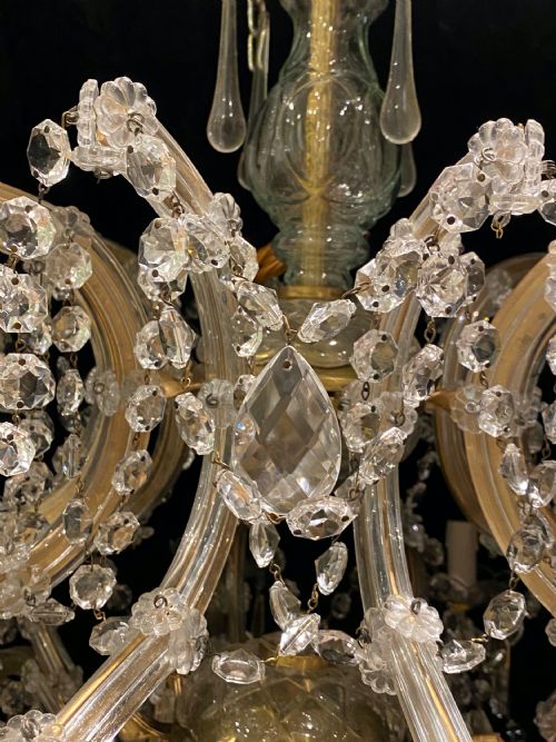 A WONDERFUL ITALIAN TEN LIGHT ITALIAN MARIE THERESA CHANDELIER - ADDITIONAL PHOTO 4