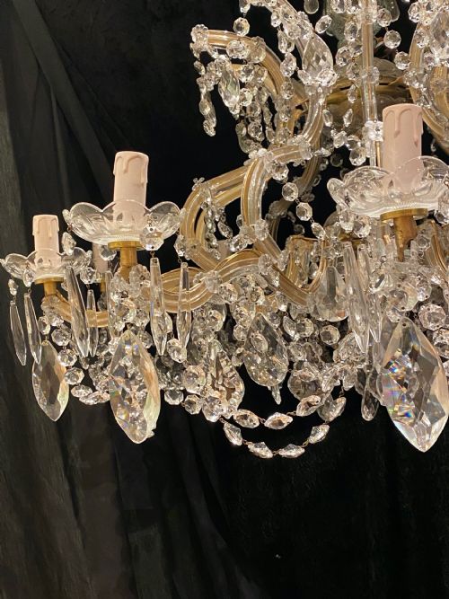 A WONDERFUL ITALIAN TEN LIGHT ITALIAN MARIE THERESA CHANDELIER - ADDITIONAL PHOTO 13
