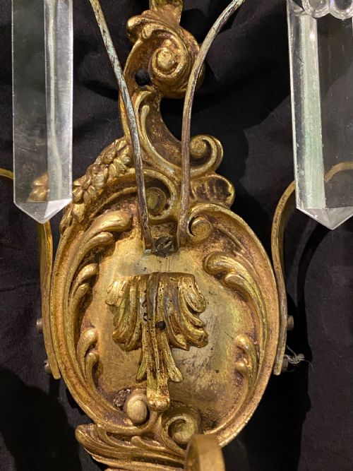 A PAIR OF GOOD QUALITY FRENCH TWO LIGHT ANTIQUE WALLLIGHTS - ADDITIONAL PHOTO 2