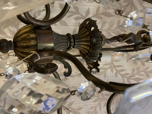 A FIVE LIGHT ITALIAN DARK FRAMED CHERUB ANTIQUE CHANDELIER - ADDITIONAL PHOTO 10