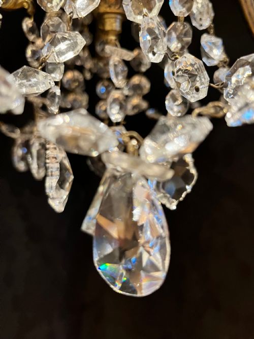 A FIVE ARM ITALIAN BRASS AND CRYSTAL ANTIQUE - ADDITIONAL PHOTO 7