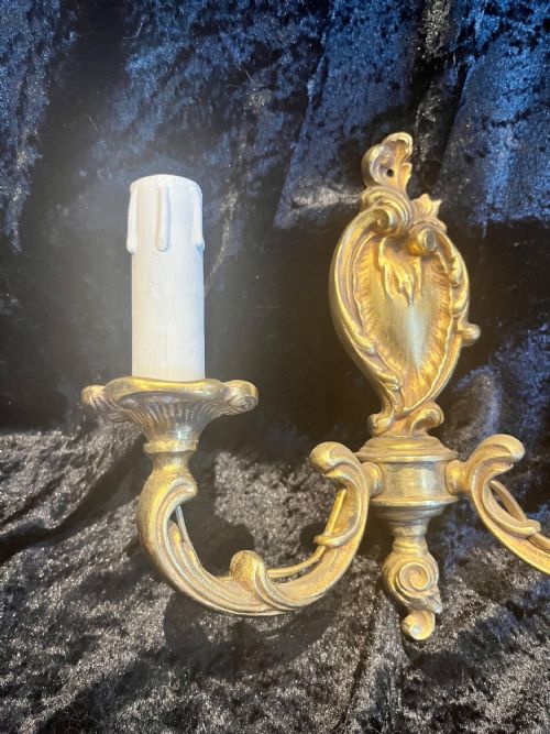 A PAIR OF FRENCH BRASS ROCOCO ANTIQUE WALLLIGHTS - ADDITIONAL PHOTO 5