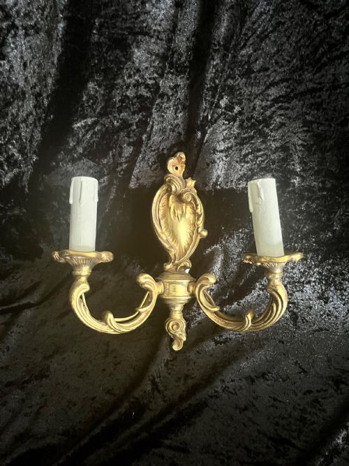 A PAIR OF FRENCH BRASS ROCOCO ANTIQUE WALLLIGHTS - ADDITIONAL PHOTO 10