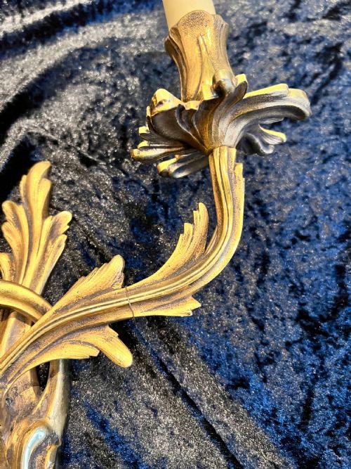 PAIR OF FRENCH BRASS ANTIQUE WALLSCONES - ADDITIONAL PHOTO 5