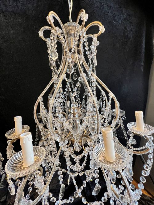 A PAIR OF EIGHT LIGHT FLORENTINE ANTIQUE CHANDELIERS - ADDITIONAL PHOTO 7