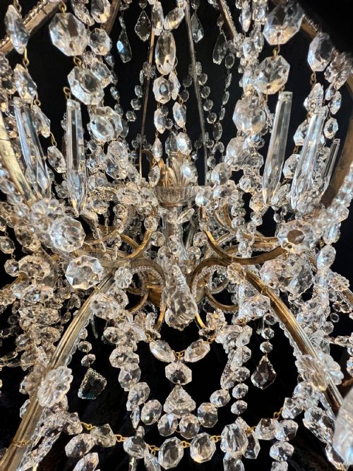 A PAIR OF EIGHT LIGHT FLORENTINE ANTIQUE CHANDELIERS - ADDITIONAL PHOTO 8