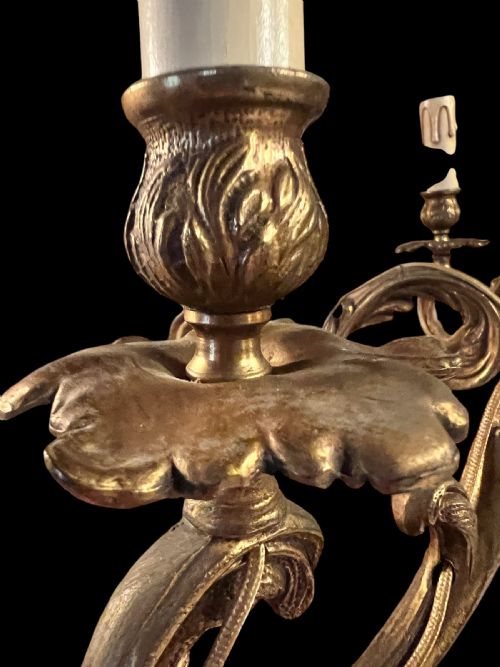 FRENCH HEAVY BRASS SIX LIGHT ANTIQUE CHANDELIER - ADDITIONAL PHOTO 6